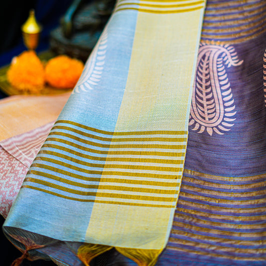 Masaara - Grey Colour & Leaf Design with Golden