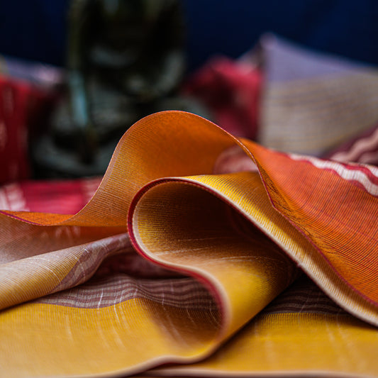 Masaara -  Red & White