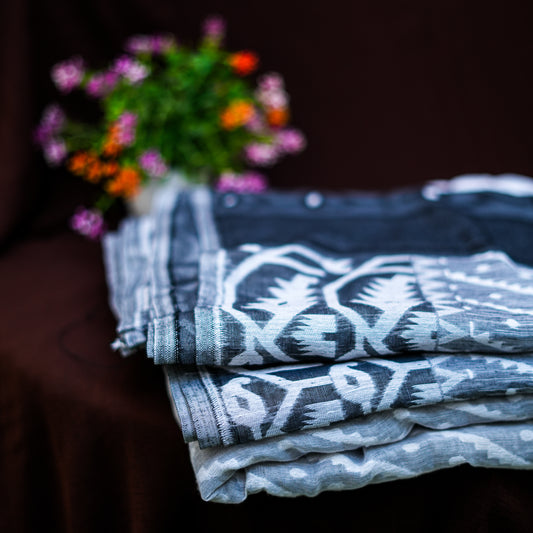 Korat Jamdani - Black & White